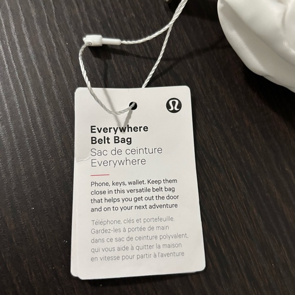 Lululemon Everywhere Belt Bag - Picture 7 of 11